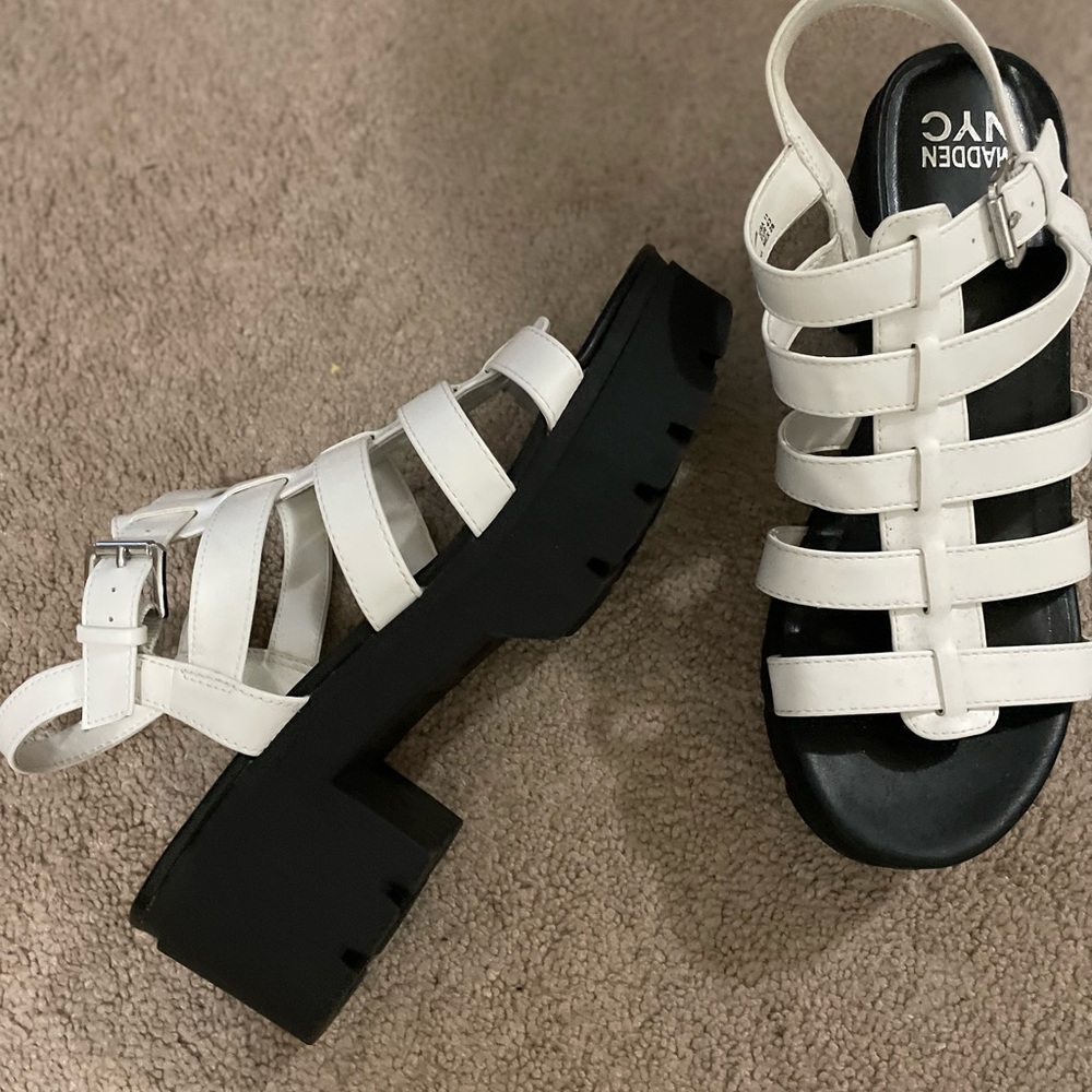 Platform sandals - Picture 4 of 4